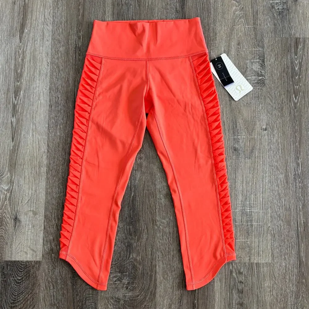 NWT Lululemon Sunshine Salutation Crop Legging in Cape Red - Size: 6